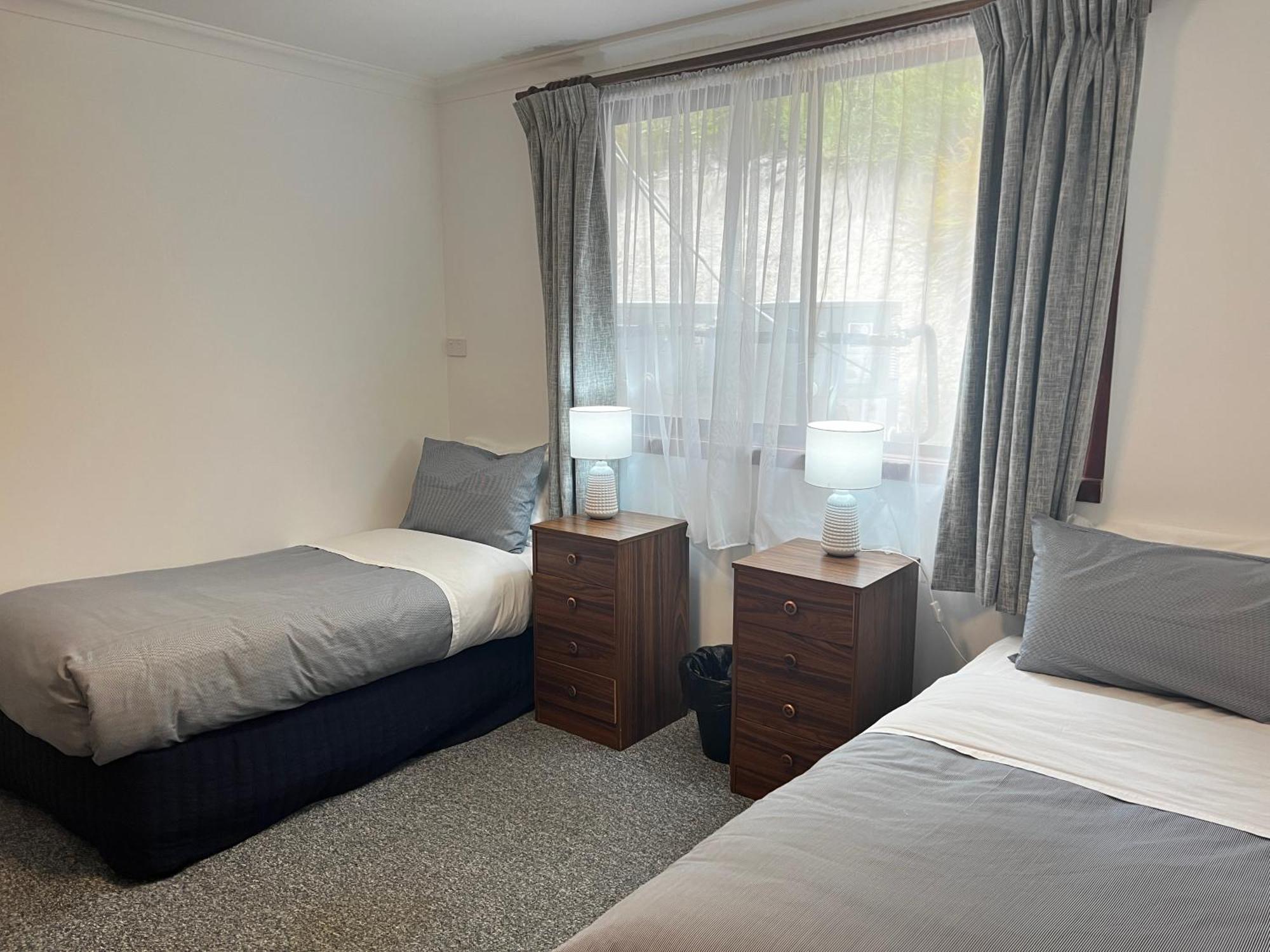 Regatta Point Tavern & Holiday Villas Strahan Dış mekan fotoğraf